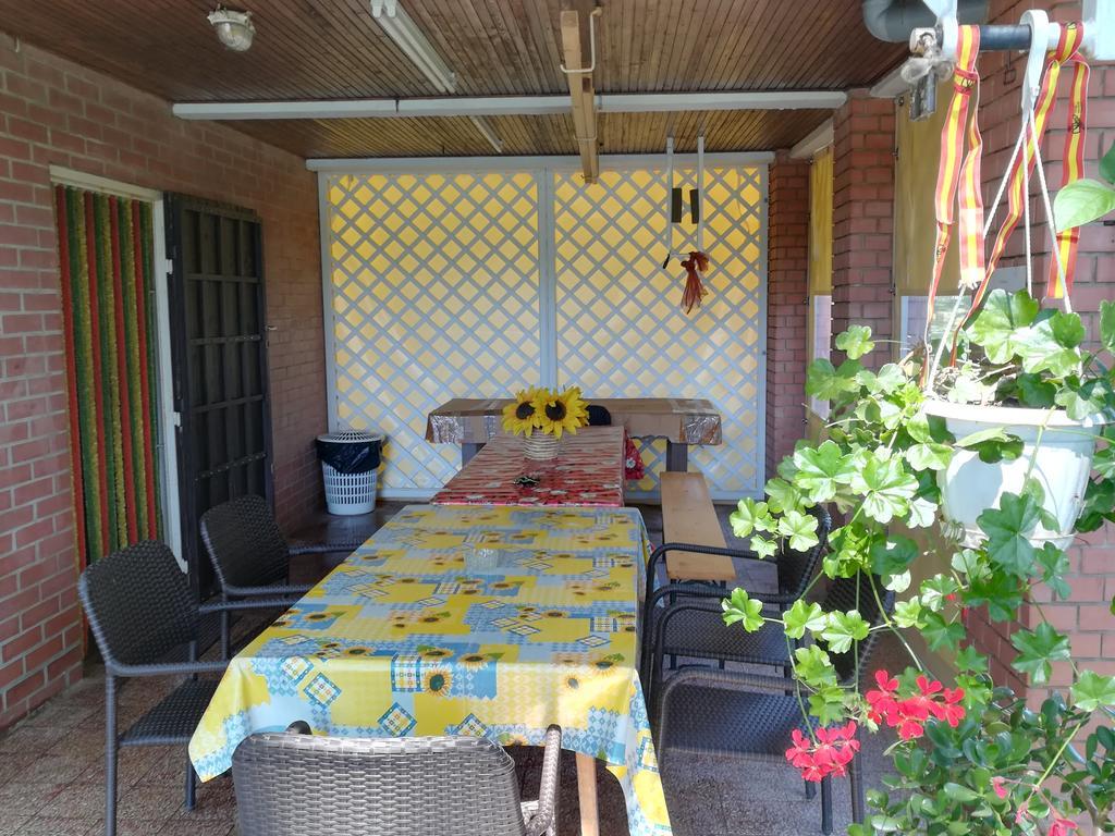 Tiszavirag Nyaralohaz Villa Segedin Dış mekan fotoğraf
